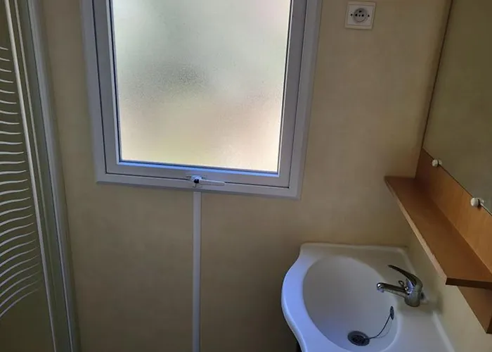 Mobil Cosy Avec Terrasse Pour 4 Personnes - Api-1-52-266 אתר קמפינג